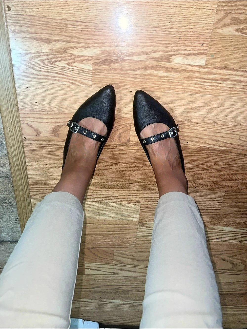 Black Pointed-Toe Buckle Mules Like New